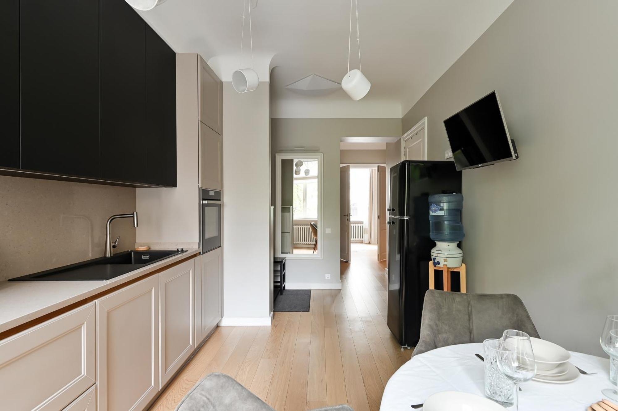 Modern 2-Bdrm Centre Apartment Riga Exterior photo