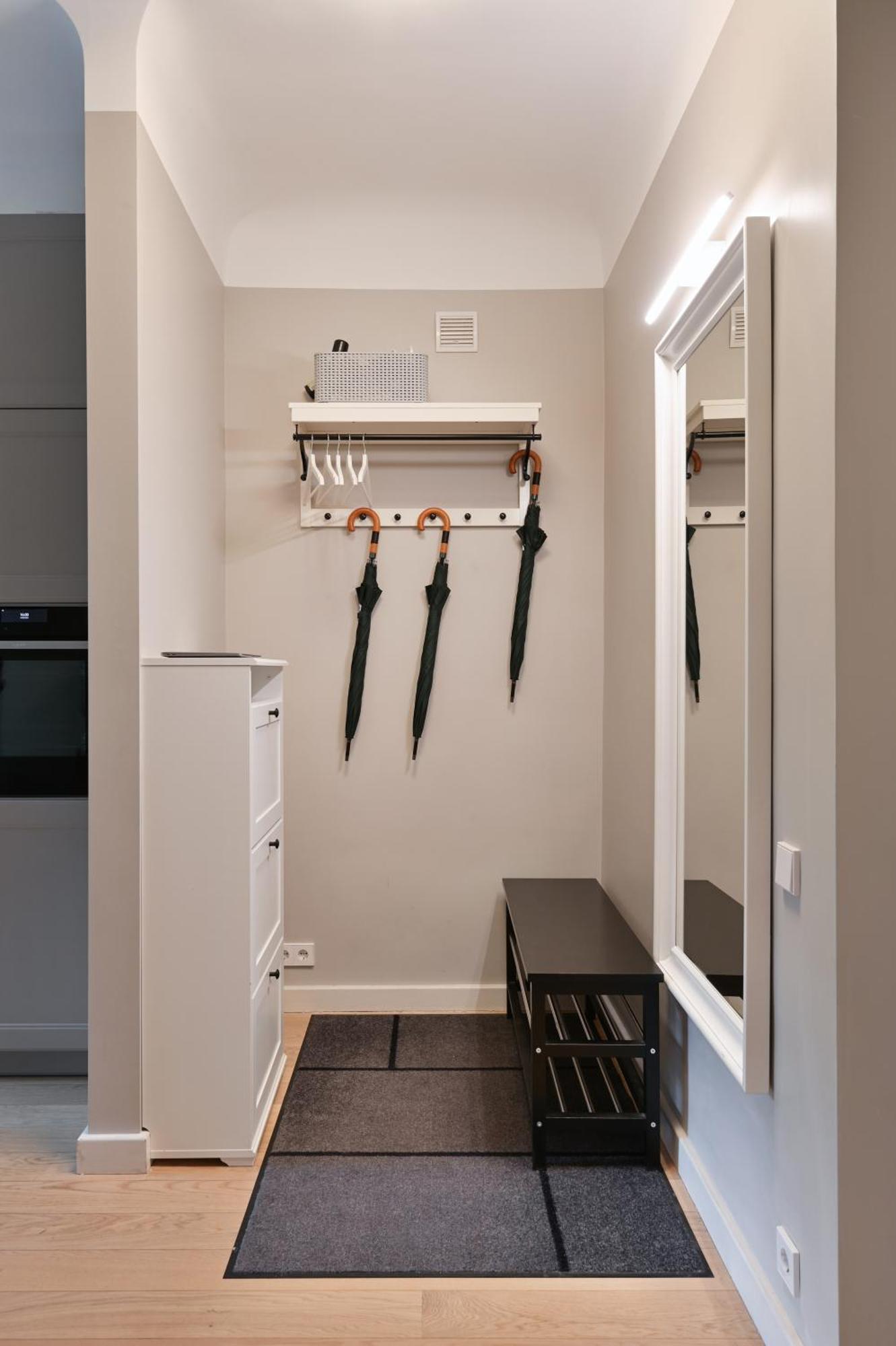 Modern 2-Bdrm Centre Apartment Riga Exterior photo
